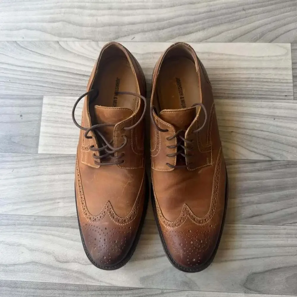 Johnston & Murphy Vintage Y2K Leather Wingtip Dress Shoes
